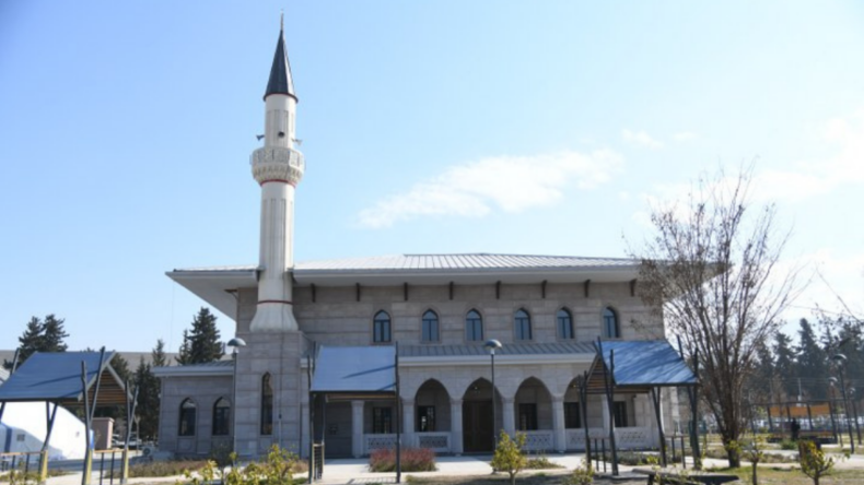 Osmaniye’de camilerde Ramazan temizliği