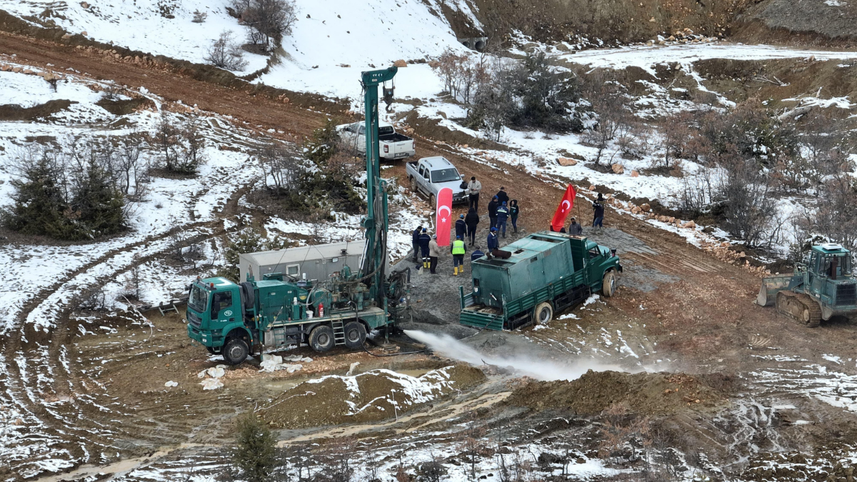 Tunceli’de uzun yıllardır devam eden Aktuluk Mahallesi’ndeki su sorunu, 6