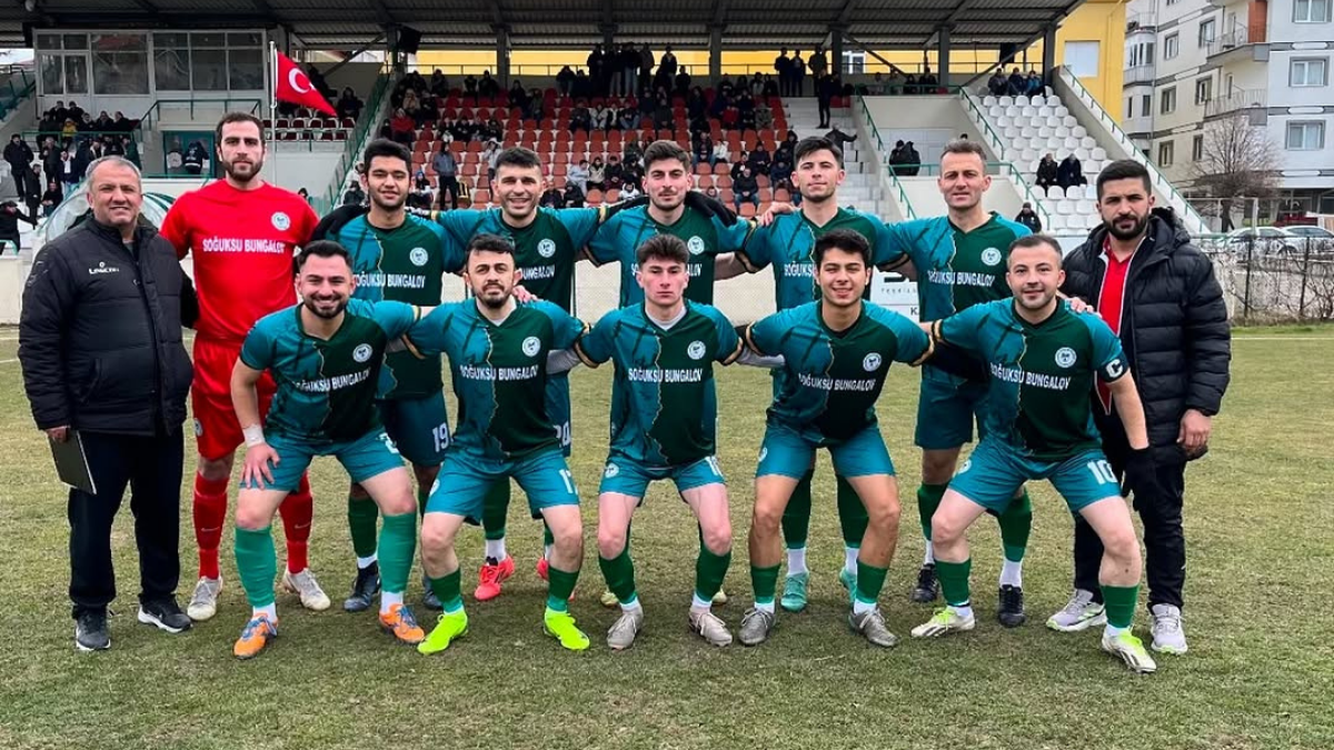 Kızılcahamam Belediyespor, Süper Amatör Lig’e yükselmek için kıran kırana devam