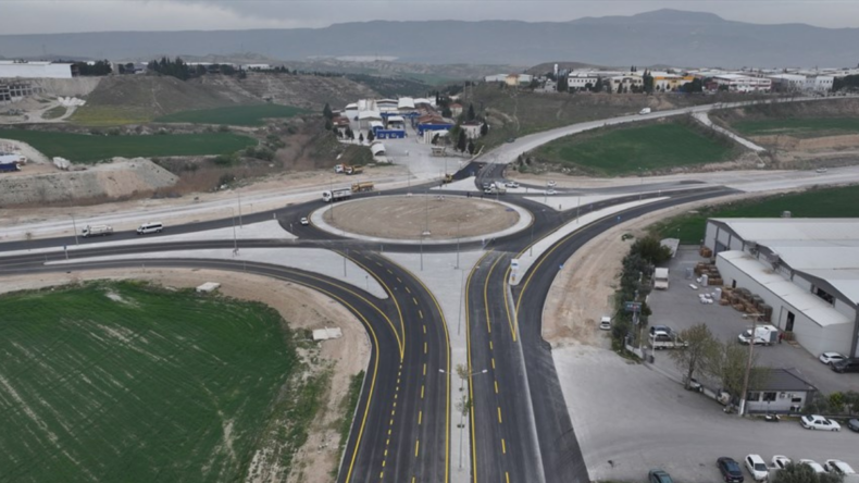 Denizli’de trafik kazalarıyla anılan kavşak düzenlendi