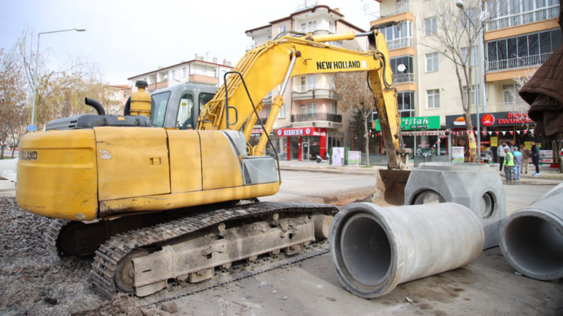 Aksaray’ın en eski caddesi modern görünüme kavuşuyor