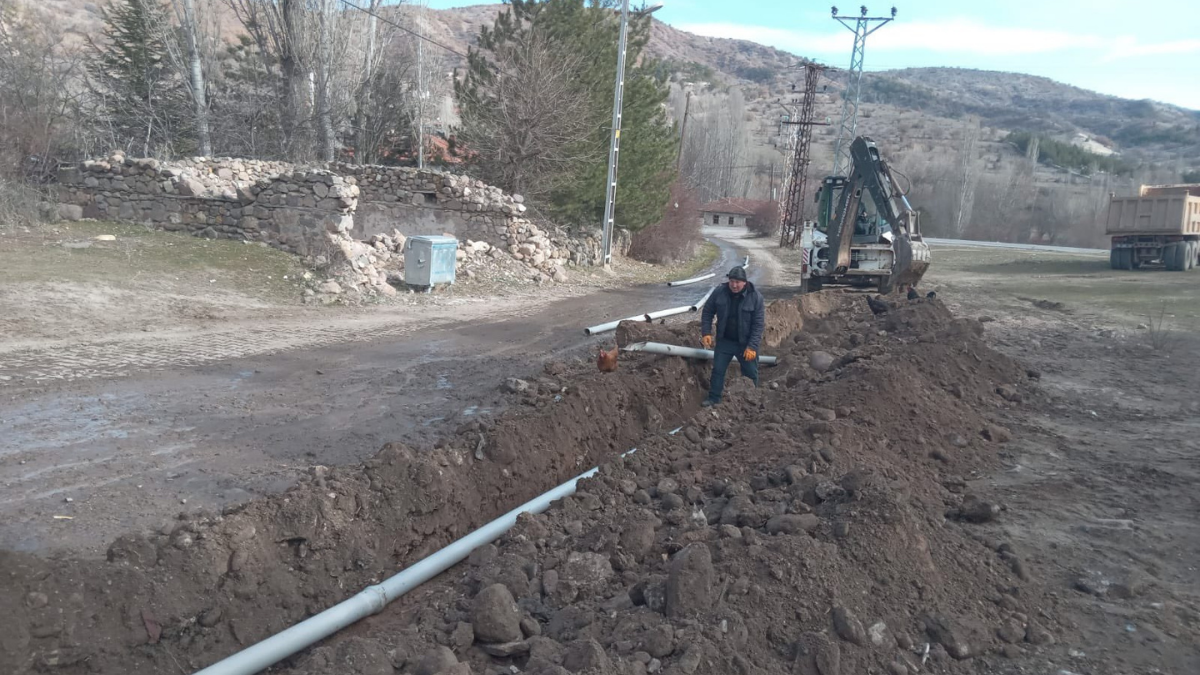 Ankara’nın Çamlıdere ilçesinde Tatlak Köyü çevresinde yağmur suyu toplama çalışması