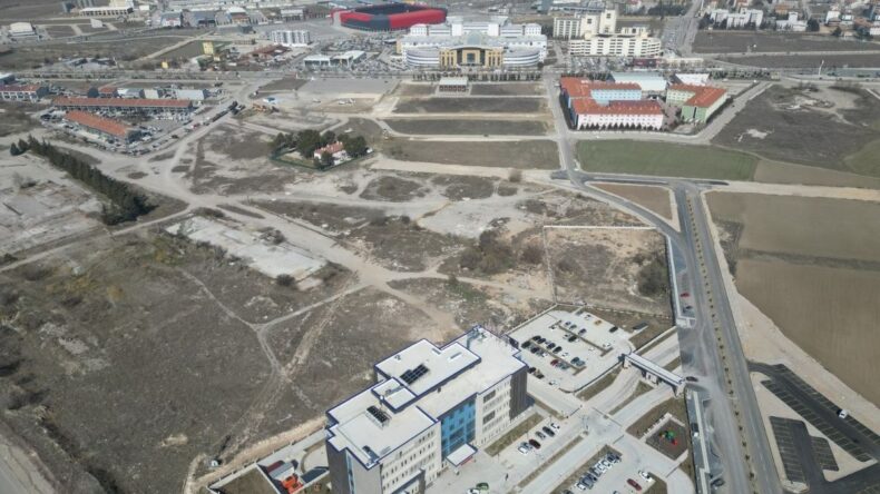 Çorum’da diş hastanesine bağlantı yolu açılıyor