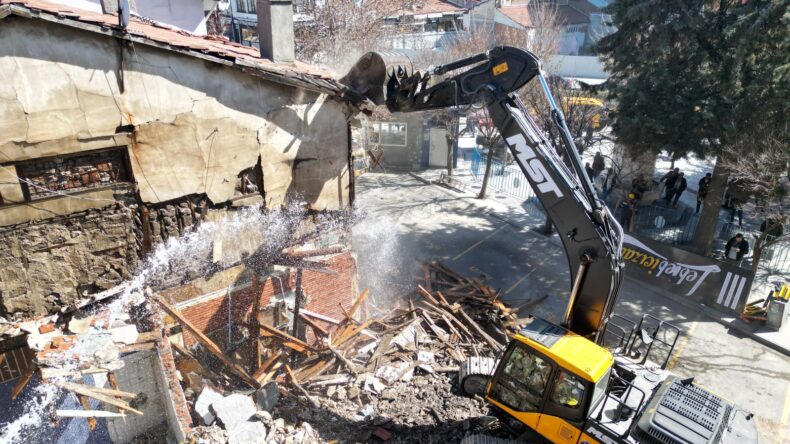 Çorum’da Tarihi Meydan Projesi’yle yapıların ihtişamı da ortaya çıkıyor