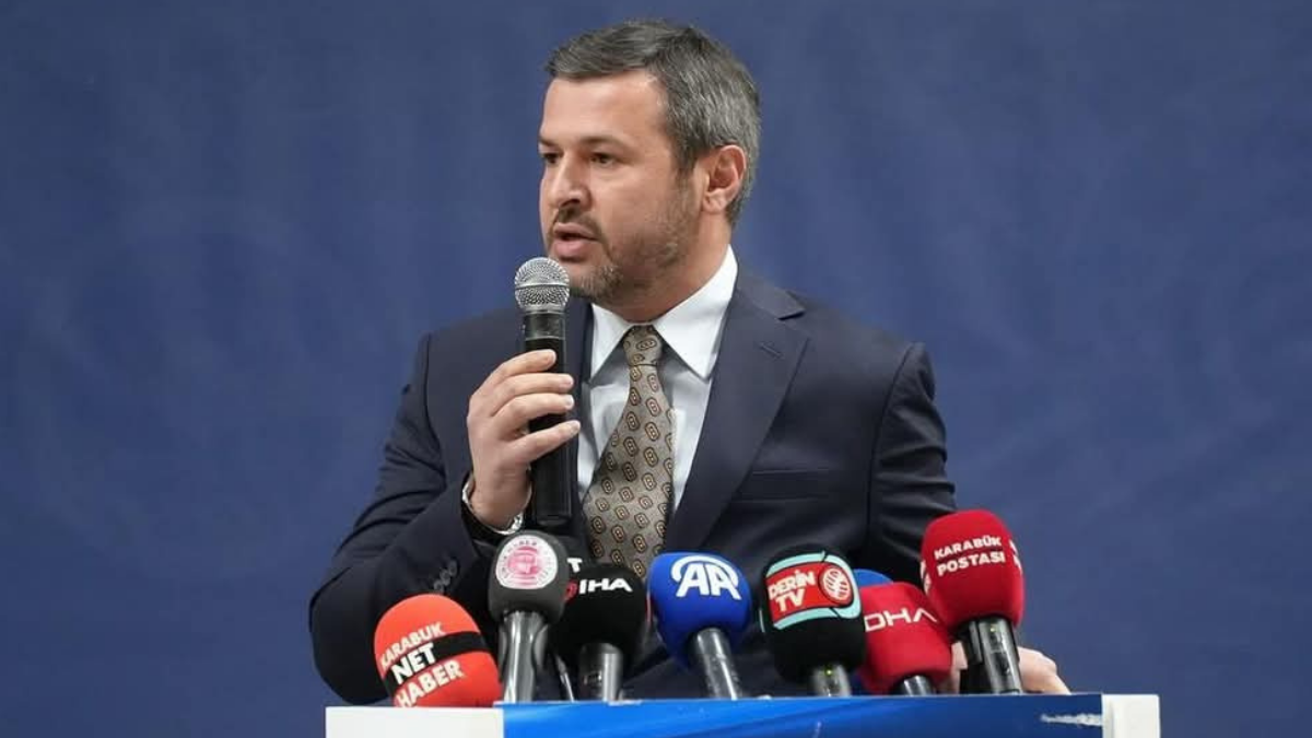 Karabük Belediye Başkanı Özkan Çetinkaya, Ramazan Bayramı vesilesiyle bir bayram
