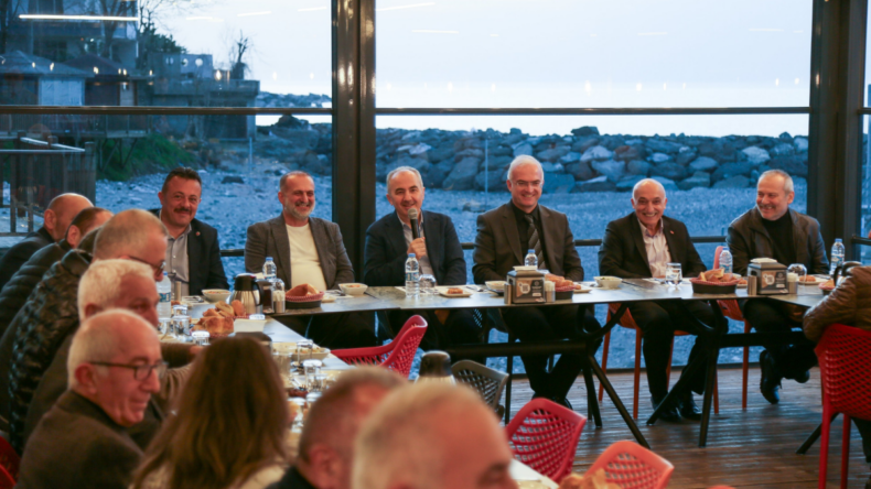 Rize’de başkan muhtarlarla buluştu