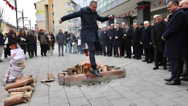 Sivas’ta Nevruz Bayramı, coşkuyla kutlandı