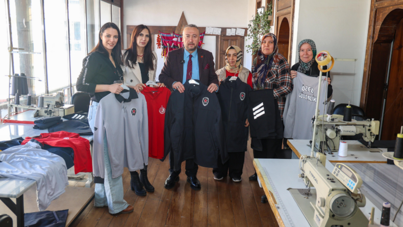 Yozgat’ta belediye üniformalarındaki kalite arttı, maliyet azaldı