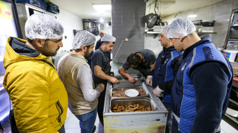 Van’da halk sağlığı denetimleri sıklaştırıldı