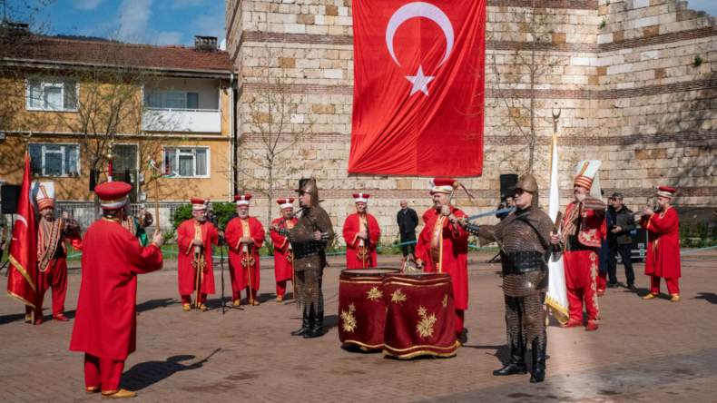 Bursa’nın fethinin yıl dönümü törenlerle kutlandı