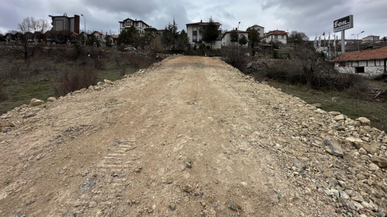 Çamlıdere’de yol atağı! Atıl yollar asfaltlanacak…