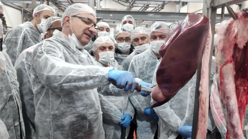 Çorum Halk Et Kombinası yetkililerden tam not aldı