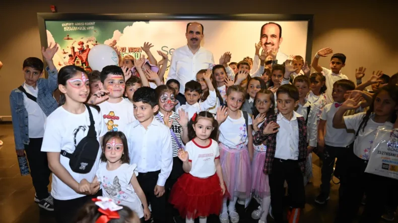 “Konya Çocuk Kitap Günleri” tüm coşkusuyla devam ediyor