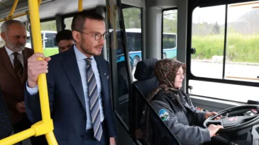Tokat’ta toplu ulaşıma kadın eli değdi