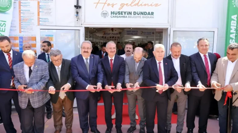 Çarşamba Kitap Fuarı kapılarını ziyaretçilere açtı