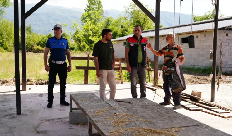 Düzce’de kurban satış ve kesim yerleri denetleniyor