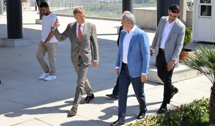 Hollanda Büyükelçisi’nden Hatay’a destek sözü