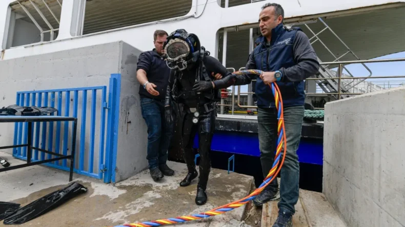 İzmir’de İZDENİZ kendi profesyonel dalgıç ekibini kurdu