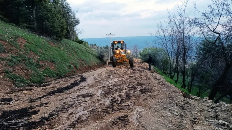 Kahramanmaraş’ta yağışın getirdiği olumsuzluklar ortadan kaldırılıyor