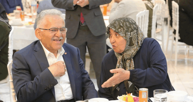 Kayseri’de şehit anneleri ile bir araya gelindi