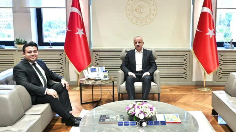 Bakanlıkta flaş görüşme! TikTok temsilcisiyle bir araya geldi…