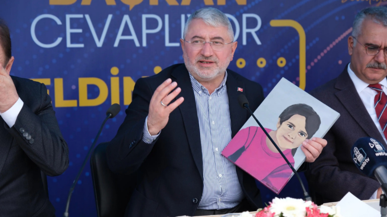 Çorum’da başkan vatandaşın sorularına yanıt verdi