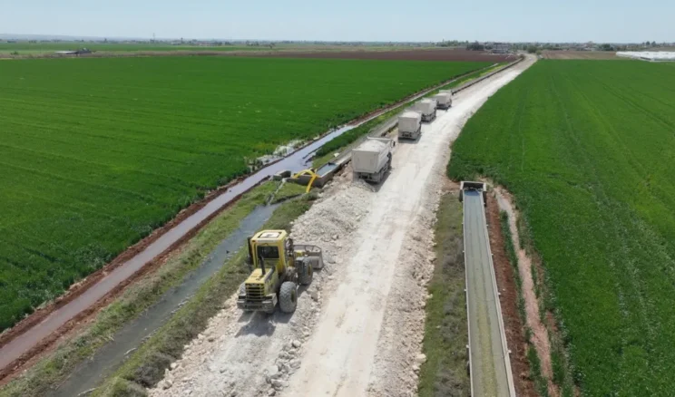 Şanlıurfa’da 50 kırsal mahalleyi rahatlatacak yol çalışması