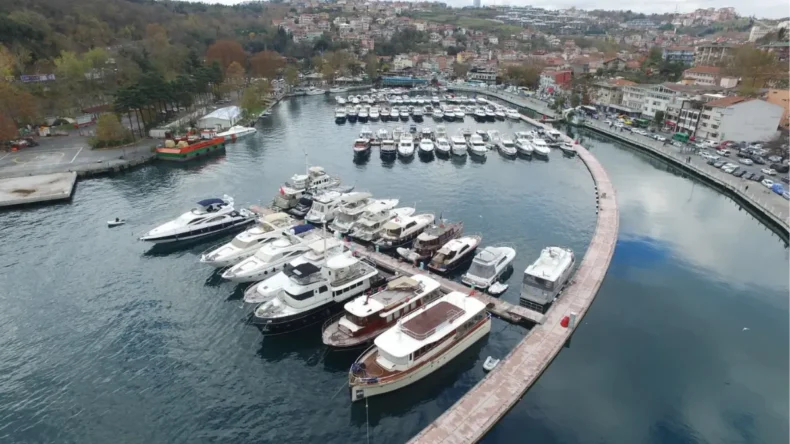 İstanbul’da İstinye ve Tarabya tekne parklarına Mavi Bayrak ödülü