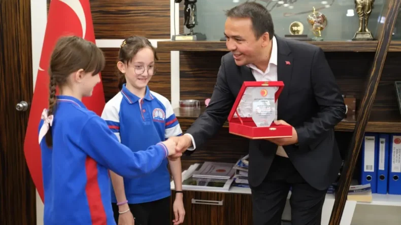 Kastamonu’da öğrenciler yaklaşık 4 ton atık topladı