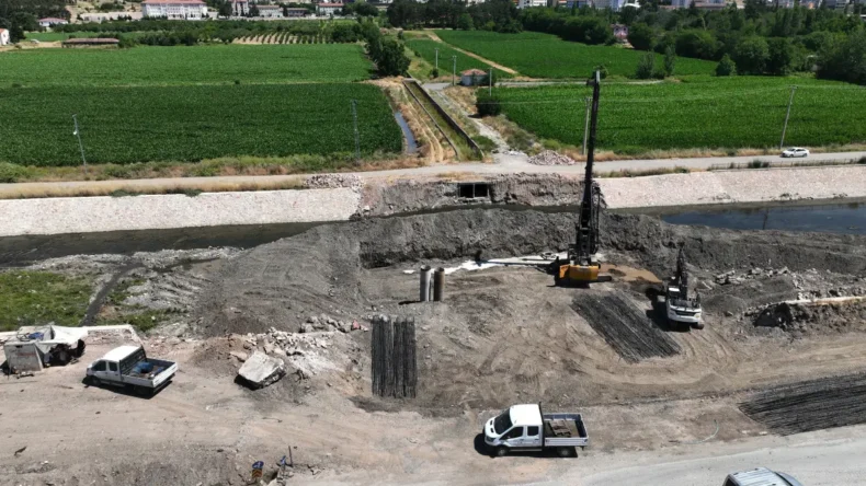 Tokat’ta çift yönlü köprü inşaatının çalışmaları başladı