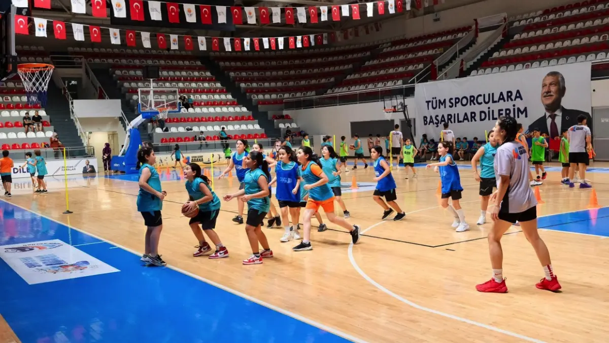 Adana Büyükşehir Belediyesi, çocukların spor yapmasını sağlamak, spor bilinçlerini geliştirmek