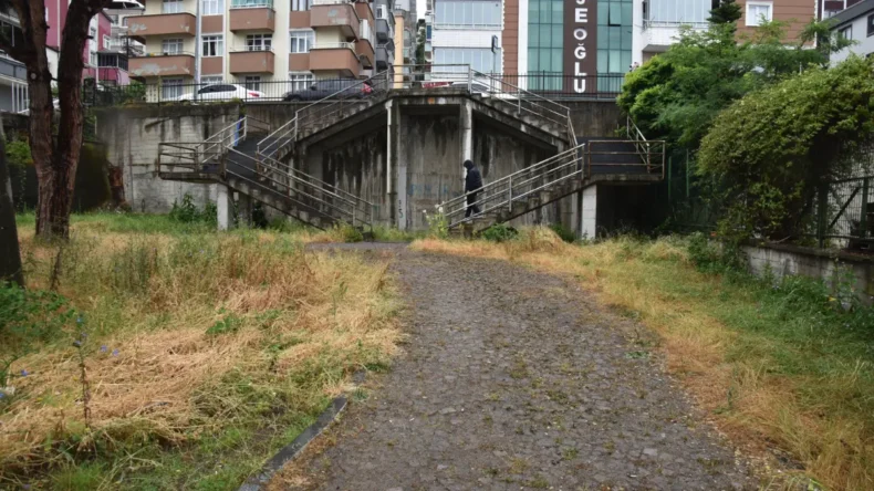 Atakum Belediyesi engelli asansörü için çalışma başlattı