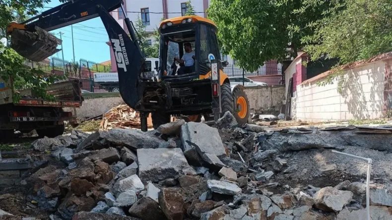 Bartın’da yeşil alan düzenlemesi başlatıldı