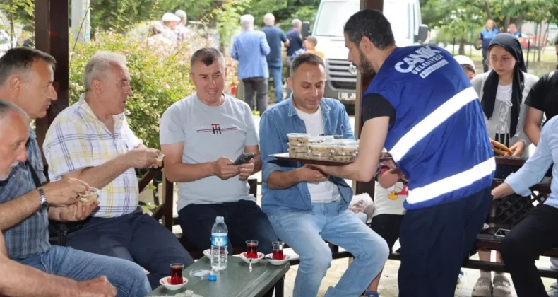 Canik Belediyesi aşure ikramında bulundu