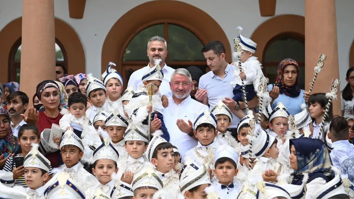 Çorum’da bir gelenek haline gelen sünnet şöleni, bu yıl 19