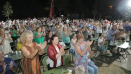 Edirneliler başkanlarıyla kafede buluştu