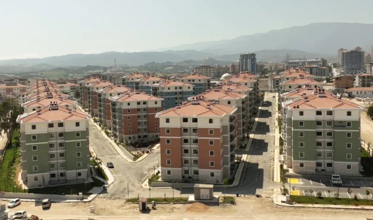 Hatay’da depremzedelere müjde! 576 konut daha teslim edilecek…