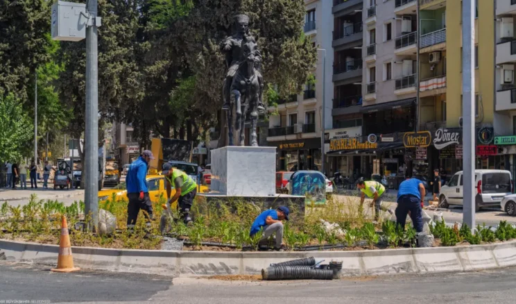 İzmir’de peyzaj dönüşümü başladı