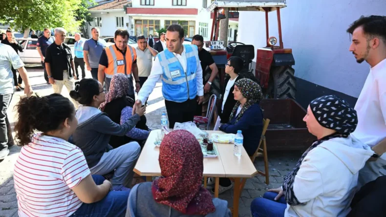 Balıkesir’de depremin yaraları sarılıyor! Büyükşehir sahada…