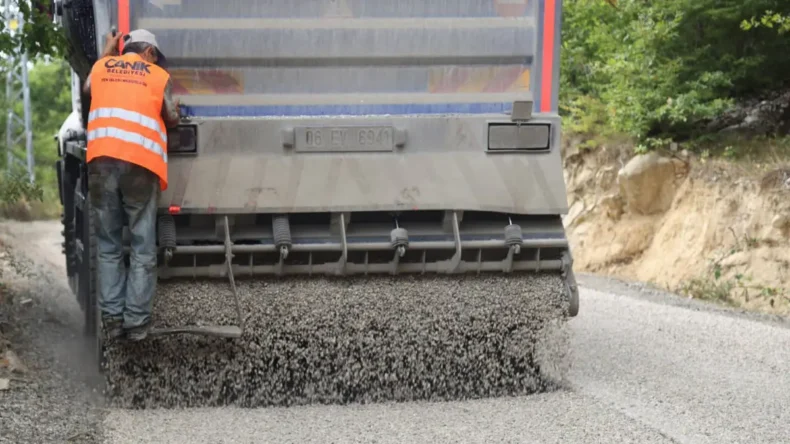 Canik’te ulaşıma yönelik yatırımlar devam ediyor