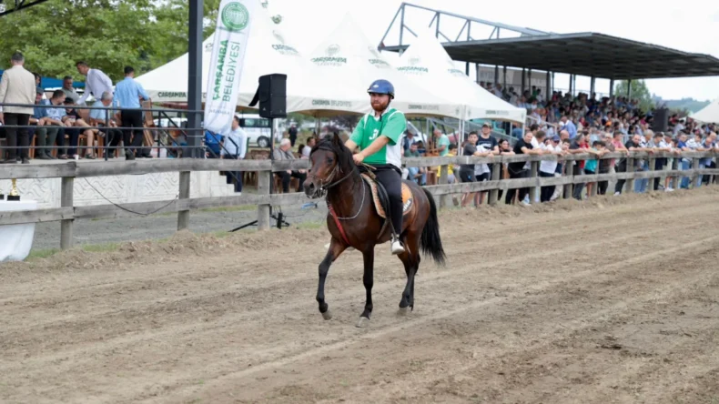 Geleneksel Rahvan At Yarışları, Çarşamba’nın ev sahipliğinde başladı