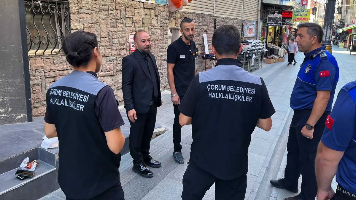 Çorum Belediyesi’ne bağlı Basın Yayın ve Halkla İlişkiler Müdürlüğü ekipleri,