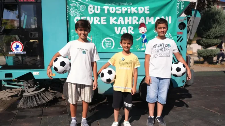 “Temiz Şehir Düzce” için minikler farkındalık oluşturdu