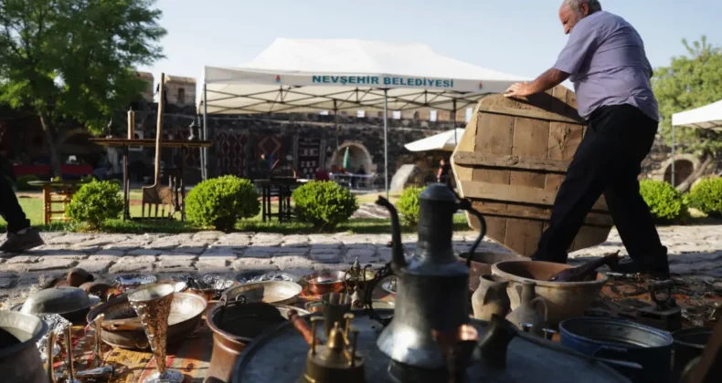 Nevşehir Kalesi’nde ilk kez antika pazarı kuruldu