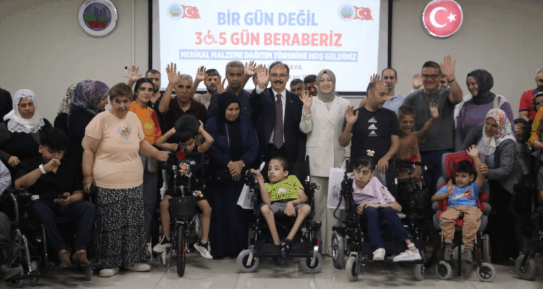 Siirt’te 27 engelliye medikal destek aracı teslim edildi