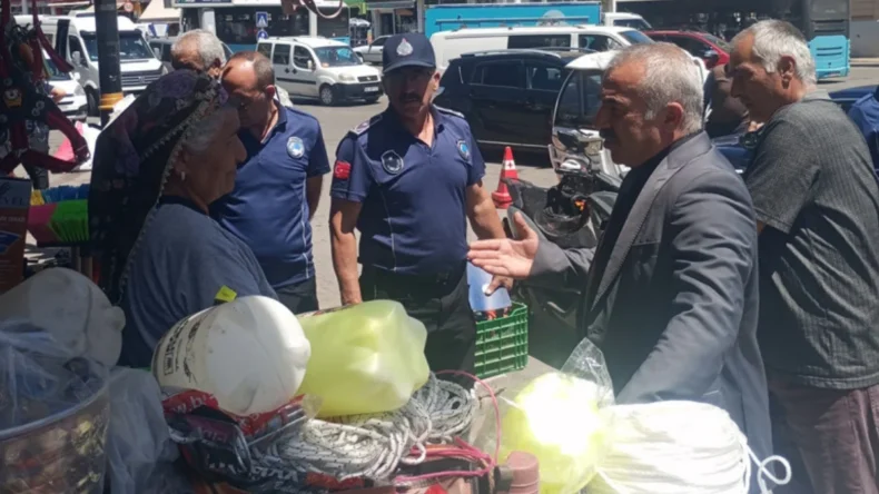 Sivas’ta kaldırım işgaline 1 milyon lira ceza uygulandı