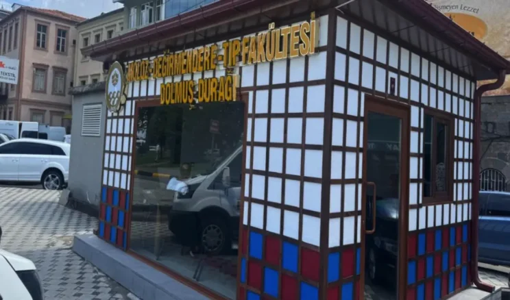 Trabzon’da taksi ve dolmuş durakları yenileniyor
