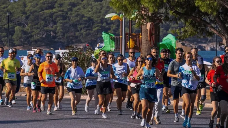 Balıkesir’de Uluslararası Ayvalık Kurtuluş Yarı Maratonu başlıyor