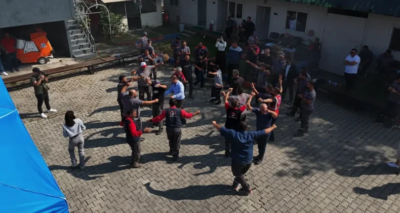 ‘Temiz Şehir Düzce’ için ekipler bir araya geldi! Moral ikramı düzenlendi…