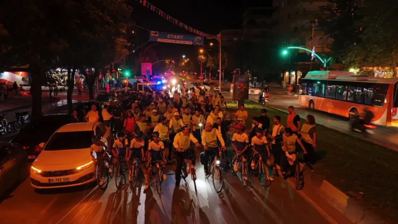 Gaziantep Büyükşehir’den “Arabasız Gün” etkinliği